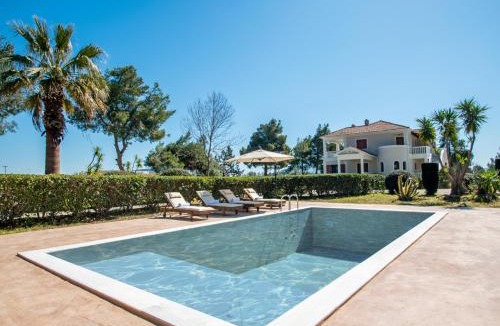 Ayios Kirikos Villa | Adriana di Levante by "elite"