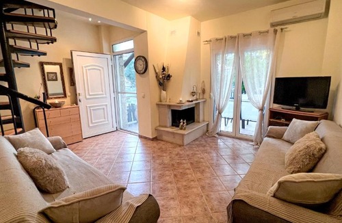 Siviri House | Aegean Sands Coastal villa with garden in the heart of Siviri