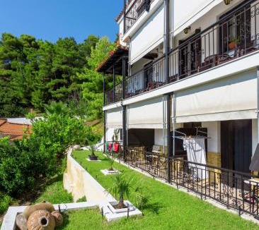 Skopelos Town Hotel | Aegeon Hotel