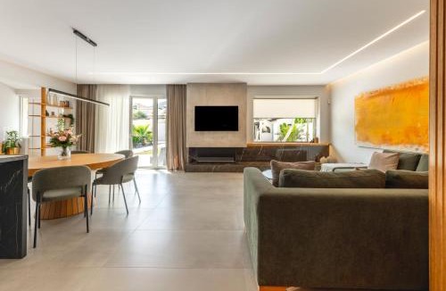 Anavyssos Villa | Aeliah