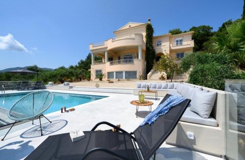 Parelia Villa | Aeras Luxury Villa