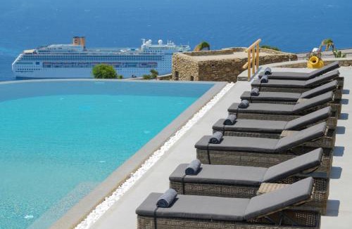 Tourlos Villa | Aether Mykonos 5BR Villa with Serene Port & Town Views