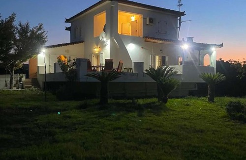 Velon Villa | Aethera Maisonette