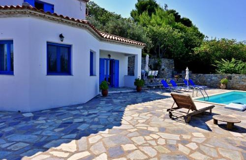 Skopelos Town Villa | Afroditi villa