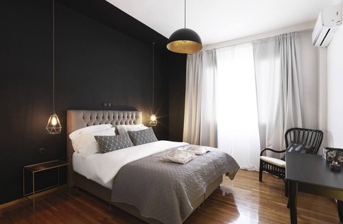 Omonia Apartment | Ag.Konstantinou 7os · Centrally Athenian Apartment