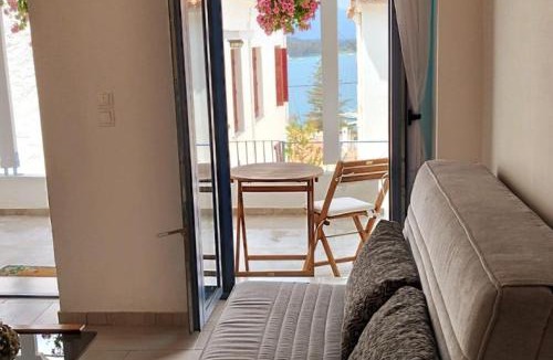 Poros Apartment | Aggelikis traditional house