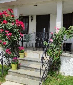 Nea Propontida House | Agios Mamas beach house