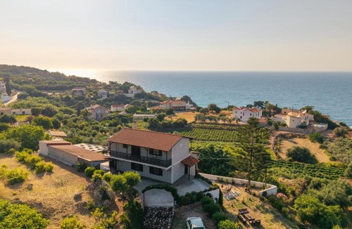 Karlovassi Apartment | Agnanti Seaview Villa