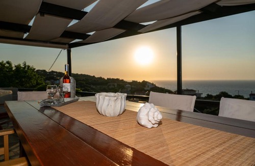 Karlovassi Apartment | Agnanti Seaview Villas
