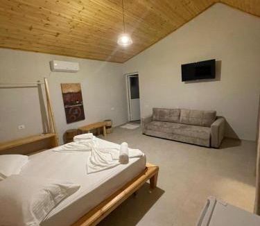 Albanian Riviera House | Agrotourism Isak