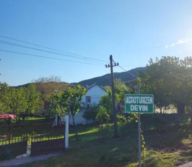 Sakës House | Agroturizem Devin