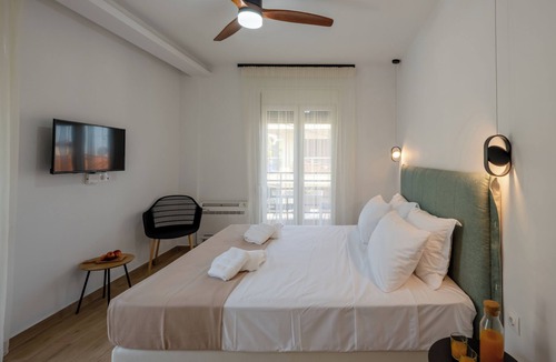 Psakoudia House | Aiora Suites