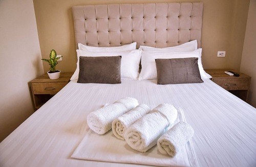 Preze Hotel | Airport Garden Hotel