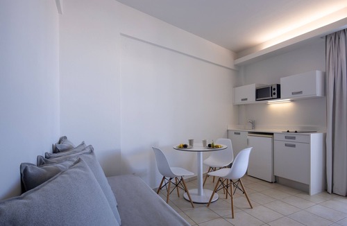 Malia Hotel | Akrogiali Beach Hotel Apartments