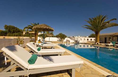 Agia Paraskevi Apartment | Alafouzos Studios & Apartments