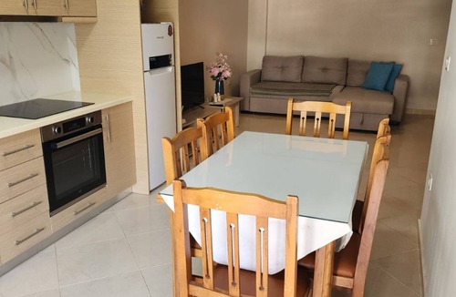 Qender Apartment | Albania Dream Holidays Accommodation