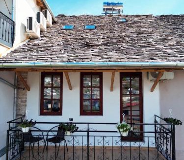 Gjirokaster Hotel | Alchemist Inn