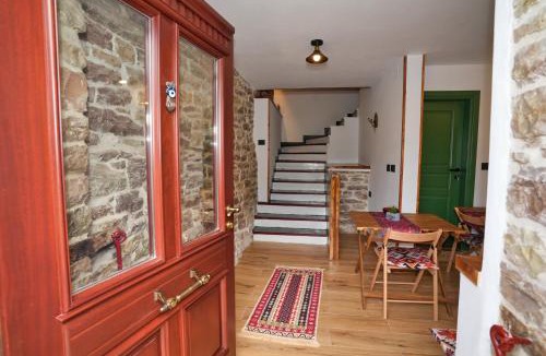 Gjirokaster Hotel | Alchemist Inn