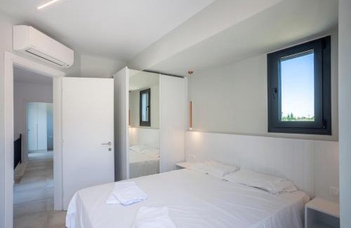 Pefkochori Apartment | Alfie Luxury villa with private pool