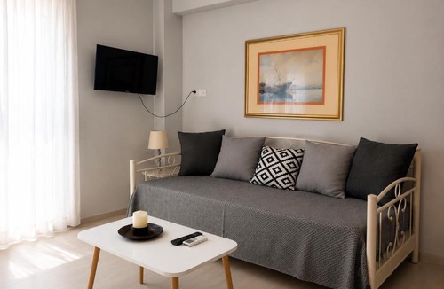 Amarinthos Apartment | Alice House 1