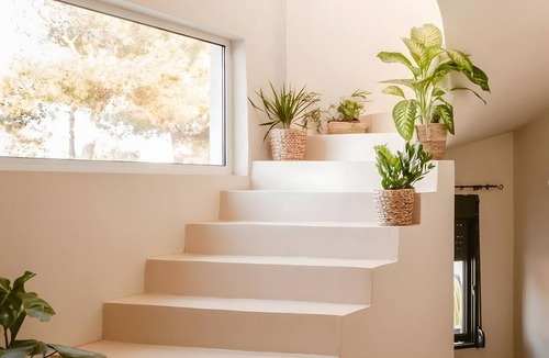 Vathianos Kampos Villa | Alice On The Rocks Villa with Sea View, Wi-Fi, and Air Conditioning