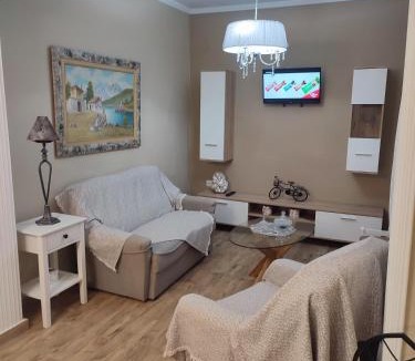 Kavala House | ALICE'S ARt HOUSE