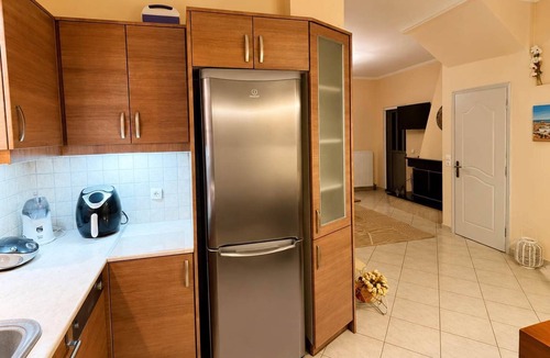 Diakofto House | ALIO Seaside Maisonette, Steps from Diakopto Beach