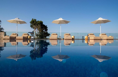 Elation Hotel | Aliv stone suites & spa