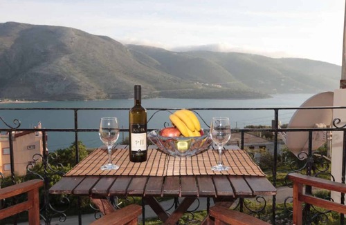 Plataria House | Almini Apartments