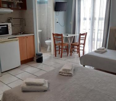 Agios Kirykos Hotel | Almiriki Rooms