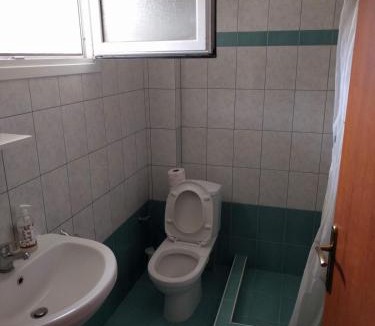 Paralia Ofryniou Apartment | Almond Apartments Ground Floor Apt
