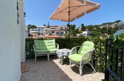Patitiri Apartment | Alonnisos Beachfront Nest - Cozy Summer Gem