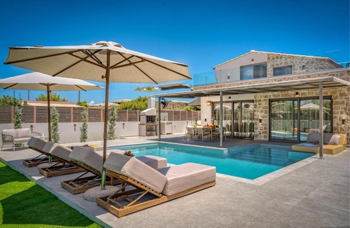 Vasilikos Villa | Alpha Waves By Banana Beach