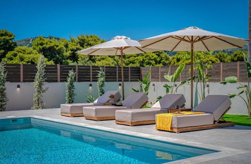 Vasilikos Villa | Alpha Waves By Banana Beach