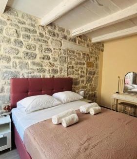 Omales Apartment | Althea Village
