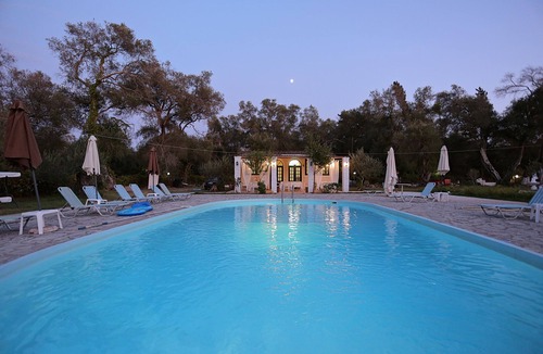 Lefkimmi Apartment | Alykes family resort