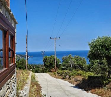 Aliki Villa | Alyki Stone House 2