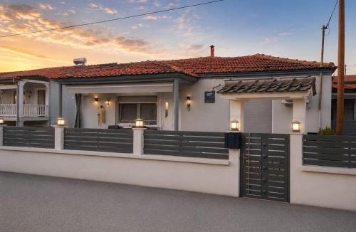 Nea Karia House | Amaya Pine Rooms