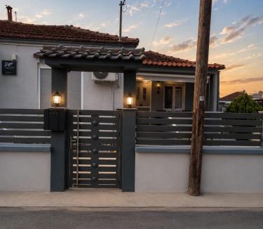 Nea Karia House | Amaya Pine Rooms