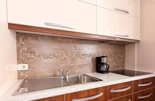 Kodrra Apartment | Amber Beach (Pet Friendly)