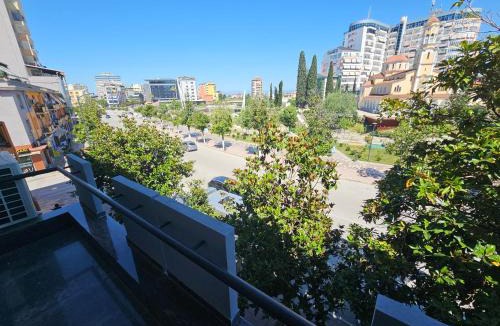 Mbrostar-Urë Apartment | Amelia Luxury Apartments 2 Fier