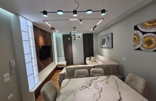 Mbrostar-Urë Apartment | Amelia Luxury Apartments 3 Fier