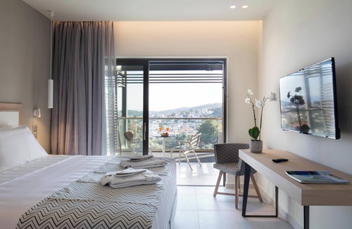 Skiathos Town Hotel | Amira