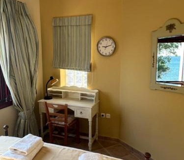 Limnos Apartment | Ammos Beachfront Retreat-Limnos,Volissos,-Chios