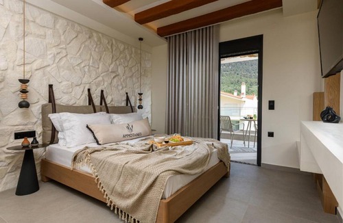 Golden Beach Hotel | Ammothines Beach Suites
