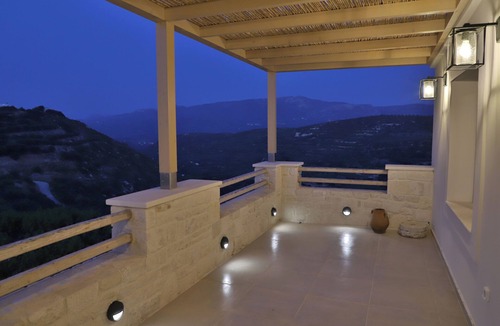 Sitia Apartment | Amvikas: Ampelos Suite-Sitia