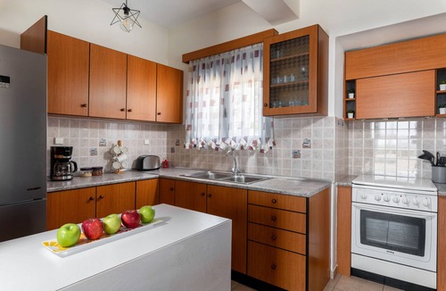 Pefki House | An ideal family property near to the sea