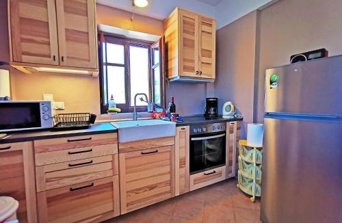 Omales House | Anaroussa Diros Maisonette
