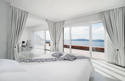 Imerovigli Hotel | Anastasis Apartments and Spa