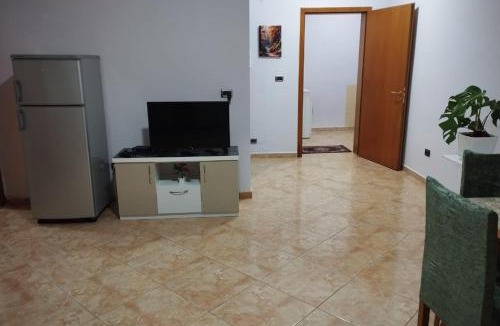 Mbrostar-Urë Apartment | Anbel home